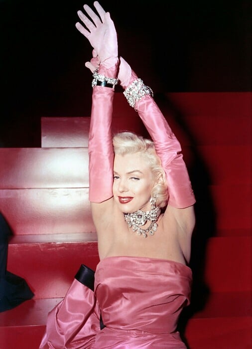 Το ροζ φόρεμα της Marilyn Monroe ήταν πάντα πιο έξυπνο απ’ όσο έδειχνε