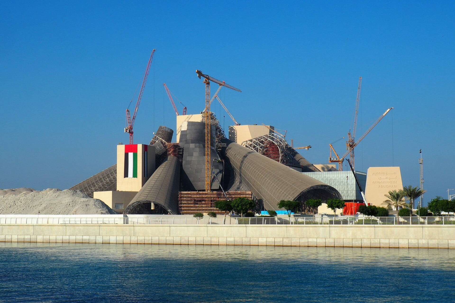 guggenheim-abu-dhabi-construction_dezeen