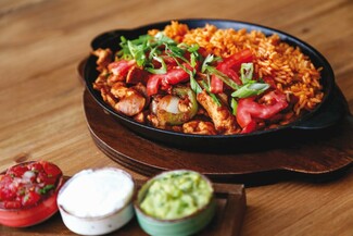 Chilangos Taqueria & Tequileria: Παραδοσιακές γεύσεις, τεκίλες και ατμόσφαιρα Μεξικού 