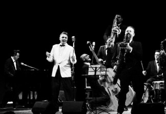 Οι Σικελοί Ballroom Kings κάνουν Χριστούγεννα στο Half Note
