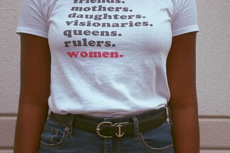 #Womanism: Εσύ σε πόσους ρόλους καλείσαι καθημερινά να αντεπεξέλθεις; Μπες τώρα στο νέο κίνημα!