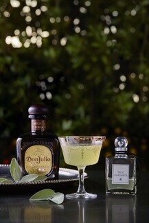 Αρωματικά cocktails εμπνευσμένα από τα βότανα της ελληνικής υπαίθρου