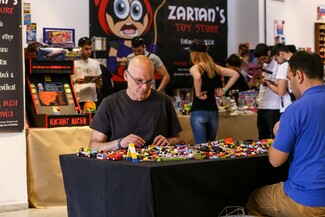 Μέσα στην έκθεση «Vintage Toys 2018»: Εκεί όπου το παιχνίδι δεν έχει ηλικία