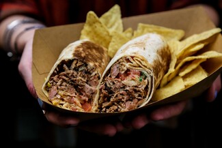 Μεξικάνικο Street Food Party στην Αιόλου