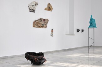 «Αστερισμοί στο χώμα»: Στην έκθεση σύγχρονης τέχνης του ΝΕΟΝ στα Κουφονήσια