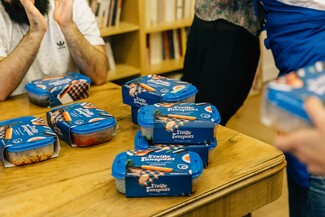 Το 'ταπεράκι της μαμάς' είναι θεσμός! 10 λόγοι να το λατρέψεις ξανά
