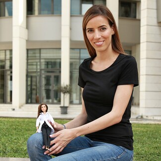 Η Barbie γιορτάζει και κάνει μια ευχή: Κάθε κορίτσι να γίνει ό,τι ονειρεύεται!