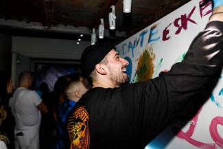Bombay Canvas | "Μπες" στο πάρτι που μετέτρεψε κάθε καλεσμένο σε καλλιτέχνη!