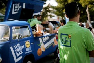 To «The Fresh Bar» των LIDL φέρνει φρεσκάδα σε κάθε του στάση