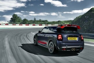 Αυτό είναι το «εκρηκτικό» νέο MINI John Cooper Works GP