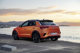 Το νέο Volkswagen T-Roc R εξιτάRει με τις επιδόσεις του