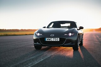 Ο θρύλος του Mazda MX-5 ανανεώνεται στα σημεία