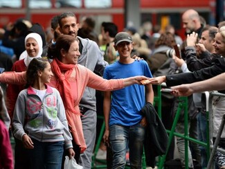 «Θέλουμε να τους πάρουμε στα σπίτια μας»