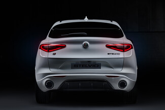 Ακόμη πιο ελκυστική η ανανεωμένη Alfa Romeo Stelvio