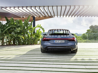 Το «διαστημικό» Audi e-tron GT κυκλοφορεί ανάμεσα μας