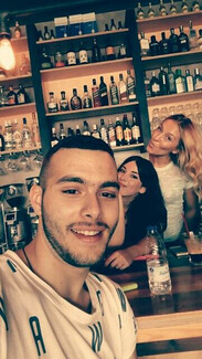 Home Café - Bar.