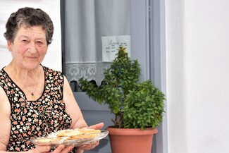 5 γλυκά από την Πάρο με τις μυστικές συνταγές τους