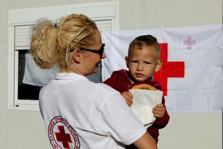Ερυθρός Σταυρός: Μια ψηφιακή έκθεση γιορτάζει έναν αιώνα παρουσίας του στην Ελλάδα