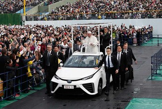  Με ηλιακή ενέργεια το επόμενο αυτοκίνητο του Πάπα Φραγκίσκου