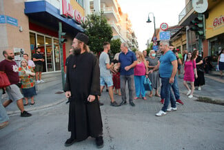 Λάρισα: Ένταση και επεισόδια στην υποδοχή της «Αμάλ» 