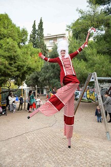 Ο Δήμος Αθηναίων γιορτάζει τα Χριστούγεννα σε κάθε γωνιά του 