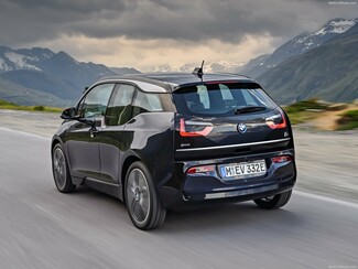 Πέφτει τον Ιούλιο η αυλαία για τη BMW i3