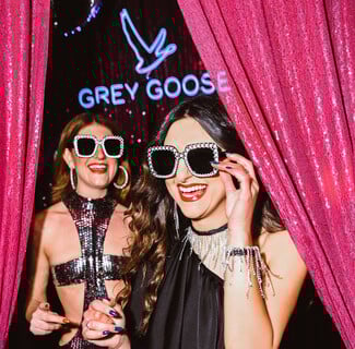 DISCO NOIR: ηλεκτρισμένες βραδιές στη ντίσκο Cinderella με την Grey Goose Premium Vodka