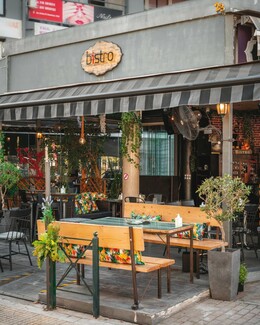 Bistro Cafe