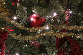 Η μαγεία των Χριστουγέννων σε περιμένει φέτος στα χριστουγεννιάτικα της LEROY MERLIN