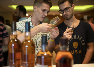 Athens Rum & Whisky Festival: Ένα πρωτοποριακό Φεστιβάλ μας περιμένει σε ένα από τα ωραιότερα νεοκλασικά της Αθήνας