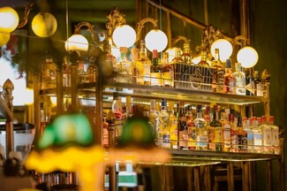 Flappers 1920s’: Ένα cocktail bar που έλειπε από το κέντρο της Θεσσαλονίκης