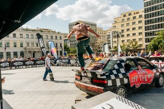 Flare The Square: Η Vans και το Ministry of Concrete μεταμόρφωσαν την πλατεία Κοτζιά στο skatepark της πόλης