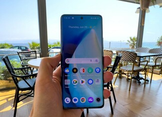 Το realme 11 Pro+ 5G μας φέρνει πάρα πολύ κοντά στην πολυτέλεια με τις επιδόσεις του