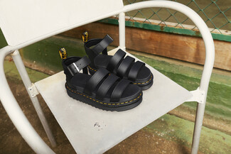 Offbeat Summer: Dr. Martens, το πρώτο βήμα για το καλοκαίρι σου όπως το θες