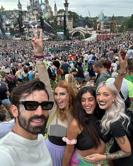 Ζήσαμε τη μαγική εμπειρία του Tomorrowland με 7 Έλληνες Creators
