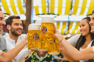 1ο Paulaner Oktoberfest: Η μεγαλύτερη γιορτή μπίρας έρχεται στην Αθήνα και μετράμε ήδη αντίστροφα