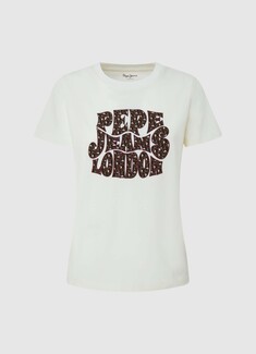 Pepe Jeans London: Boho, work style και ατελείωτο mix-and-match στη νέα συλλογή Φθινόπωρο/Χειμώνας '23