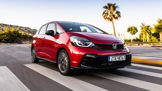 Το νέο Honda Jazz e:HEV σε προκαλεί να το οδηγήσεις