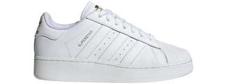 Τα Three Stripes στα Madwalk: Sneak peak στα πιο fresh ρούχα και παπούτσια της adidas 