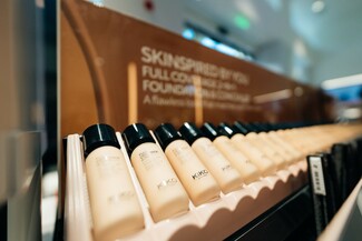 Kiko Milano: Εντυπωσιακά εγκαίνια για το νέο κατάστημα της Νέας Σμύρνης 