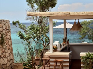 Το αστέρι της βρετανικής γαστρονομίας Ollie Bridgwater ενώνει τις δυνάμεις του με τον βραβευμένο σεφ Σταύρο Υφαντίδη στο Lesante Cape 