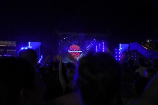 Οι Thievery Corporation μεταμόρφωσαν την Πλατεία Νερού σε πολυπολιτισμικό dancefloor
