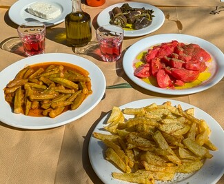 1Ο+1 εξαιρετικά αναγνώσματα για το τέλος της εβδομάδας [08.11.24]