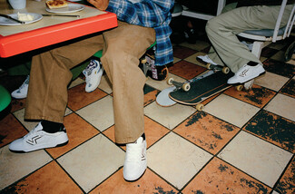 Vans Upland: Το παπούτσι που έγινε συνώνυμο της street κουλτούρας από τα 00s μέχρι σήμερα