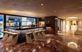 Astor Hotel: Ένα ταξίδι στην καρδιά της Αθήνας