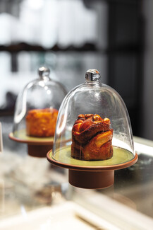 Ziller’s Pastry Bar: Υψηλή ζαχαροπλαστική που ξυπνά αναμνήσεις από το παρελθόν με την υπογραφή του pastry chef Χρήστου Παπαδόγιαννη