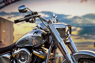 Harley-Davidson Fat Boy Gray Ghost: 35 χρόνια ιστορίας σε μία συλλεκτική έκδοση