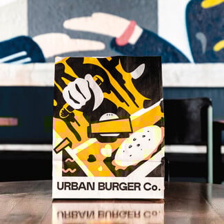 Urban Burger Co: Σερβίρει street food και urban κουλτούρα χωρίς σύνορα