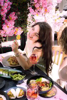 Hanami είναι η γιορτή, wagamama είναι ο προορισμός
