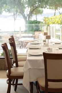 Labros Restaurant: Ζήστε μια ξεχωριστή γαστρονομική εμπειρία με θέα τη θάλασσα